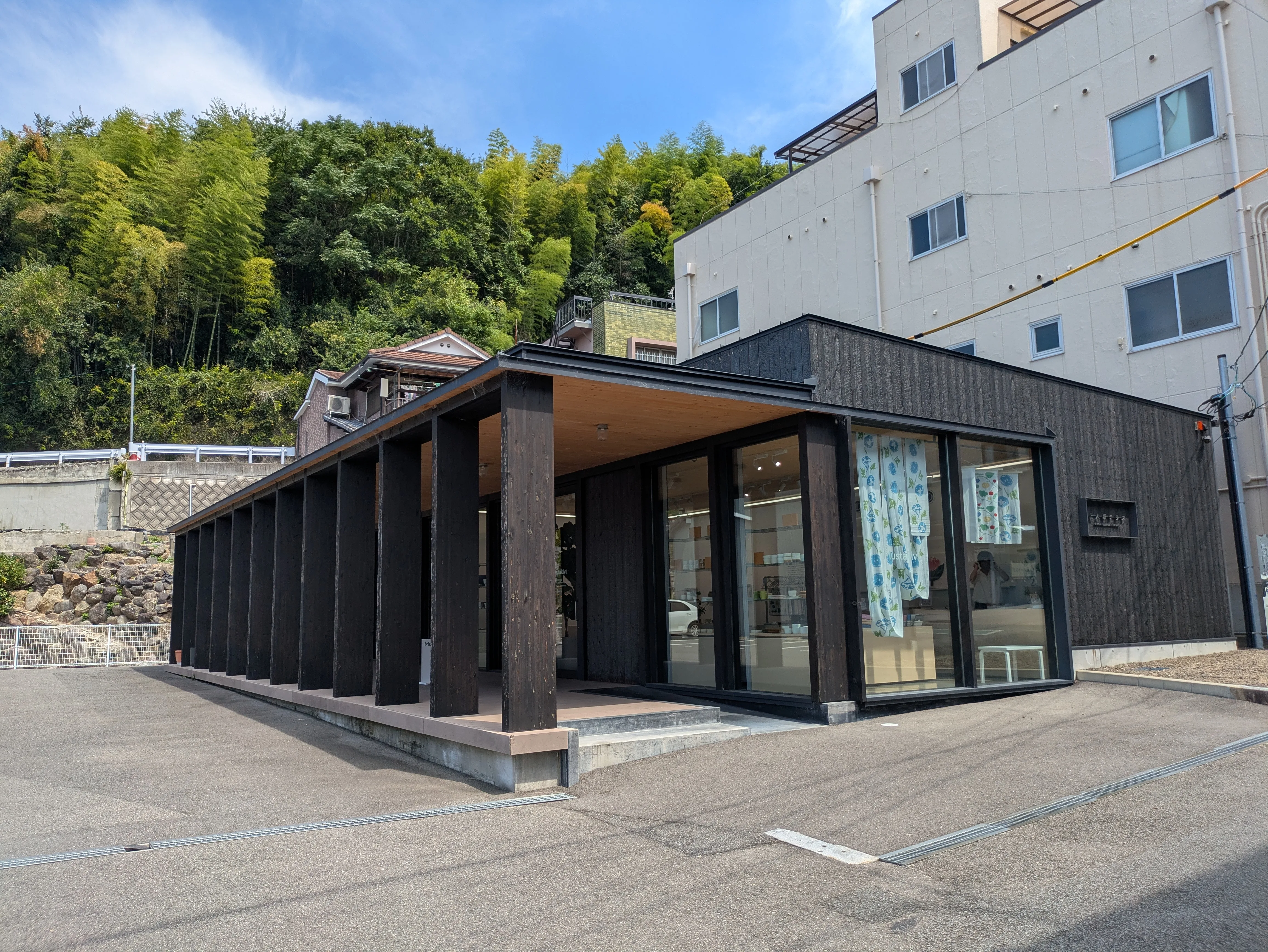 Mustakivi gallery& ギャラリー 1
